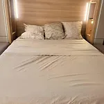 Lieu Unique Coeur De Ville Avec Terrasse Et Jacuzzi