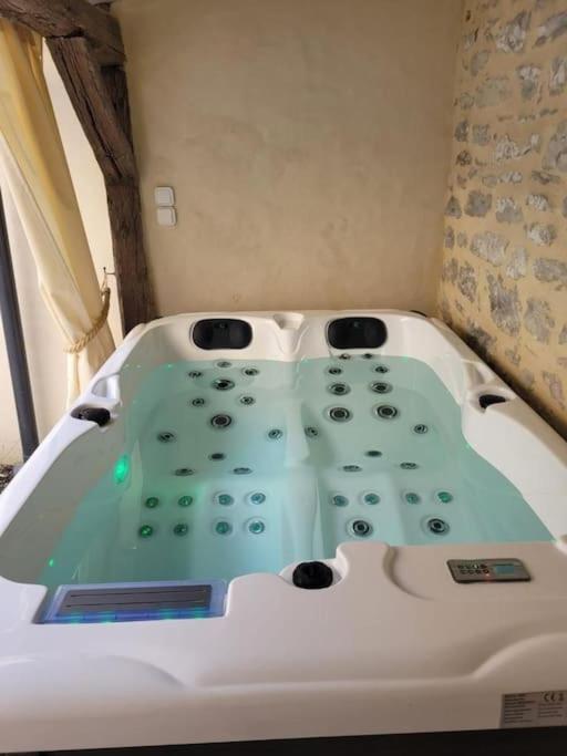 Appartement Lieu Unique Coeur De Avec Terrasse Et Jacuzzi Cahors